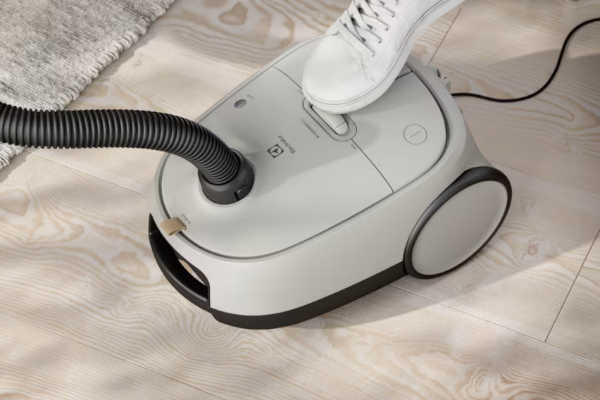 Odkurzacz Electrolux EB61H6SW